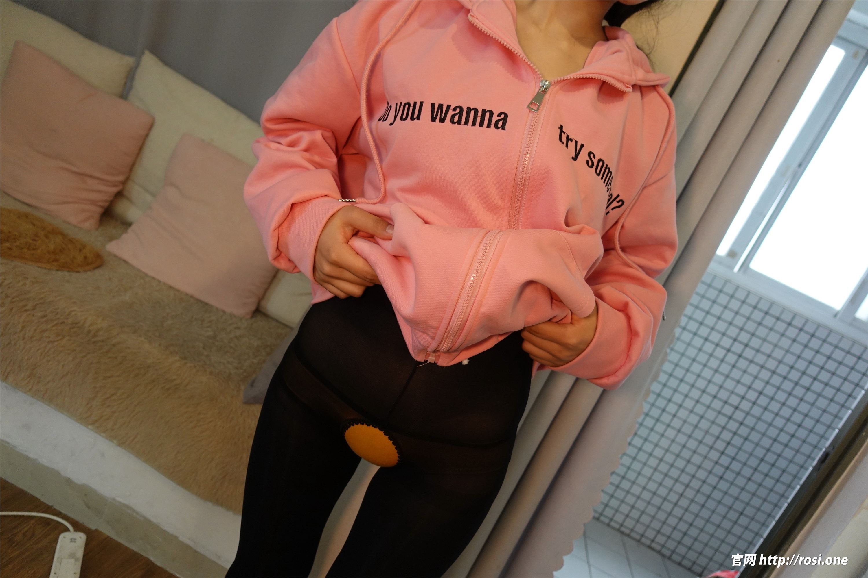 ROSI写真 2022.05.04 NO.3803